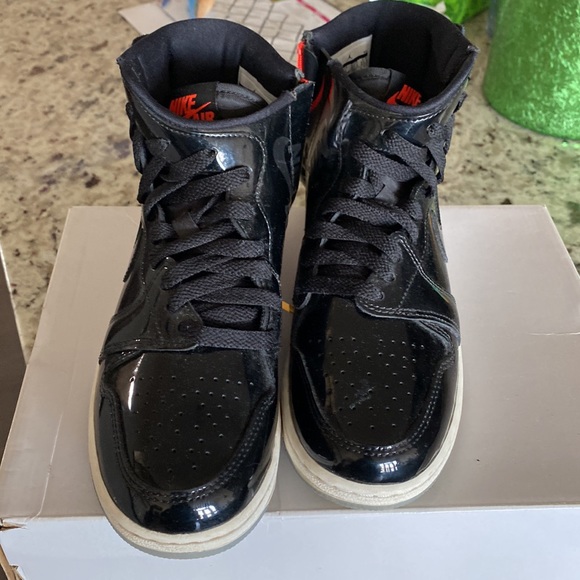 Nike air jordan 1 rebel womens size 6.5 (gloss black) - Picture 4 of 5